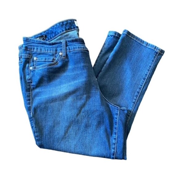 Torrid Crop Skinny Vintage Stretch Mid Rise Jeans 18 - Picture 1 of 4